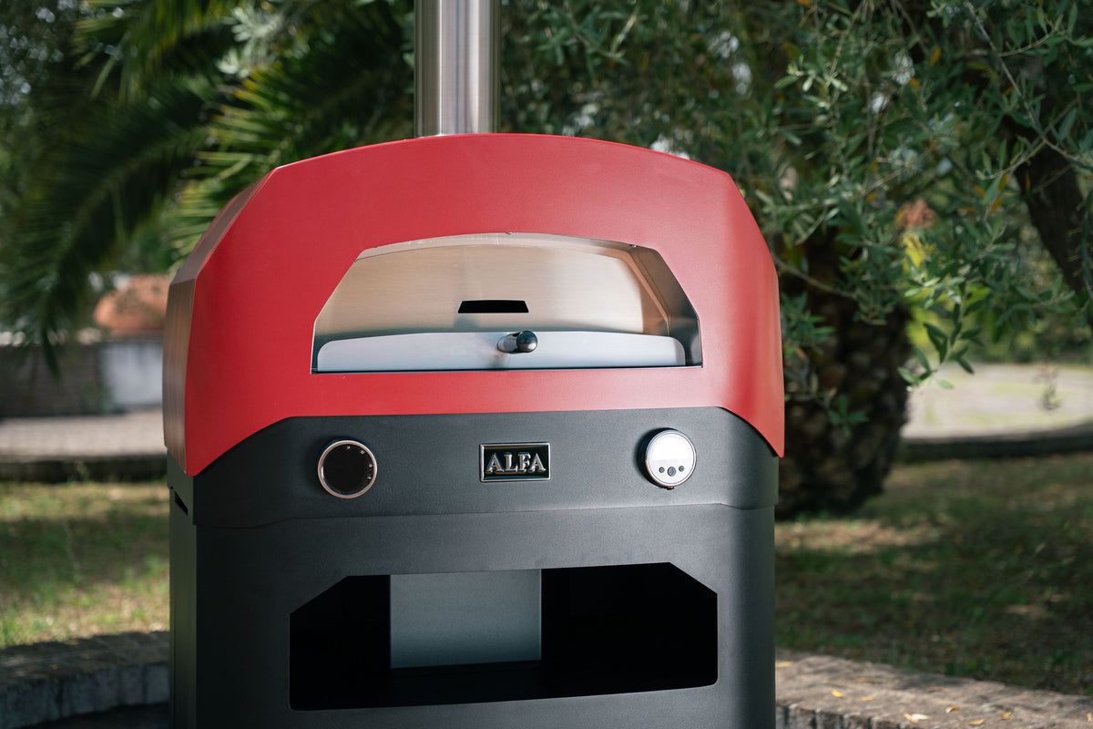 Alfa Forni EVO Base mit EVO auf der Terrasse (Ofen separat erhältlich)