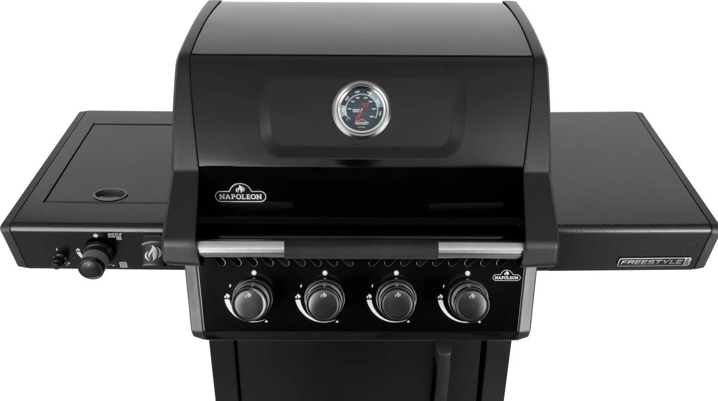 Napoleon Freestyle PRO 425, 4 Hauptbrenner, SIZZLE ZONE und Tür, schwarz | 2026 - Grillstar.deNapoleon Freestyle PRO 425, 4 Hauptbrenner, SIZZLE ZONE und Tür, schwarz | 2026NapoleonGrillstar.de