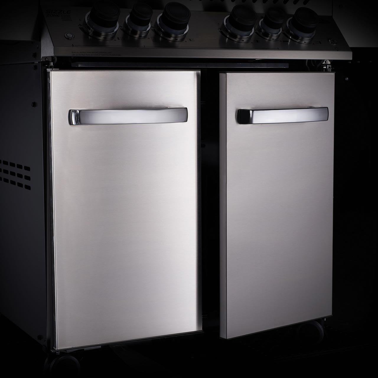 Napoleon Prestige 500, Schwarz - Grillstar.deNapoleon Prestige 500, SchwarzNapoleonGrillstar.deP500RSIBPK - 3 - DE0629162131430