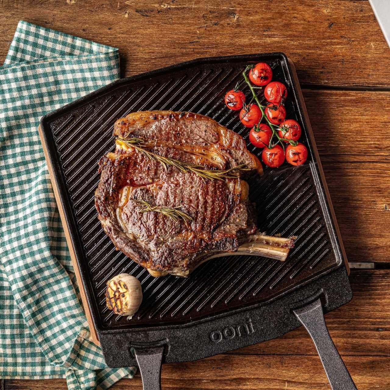Ooni Gusseisenpfanne - doppelseitige Grizzler - Platte - Grillstar.deOoni Gusseisenpfanne - doppelseitige Grizzler - PlatteOoniGrillstar.deUU - P0A0005060568342573