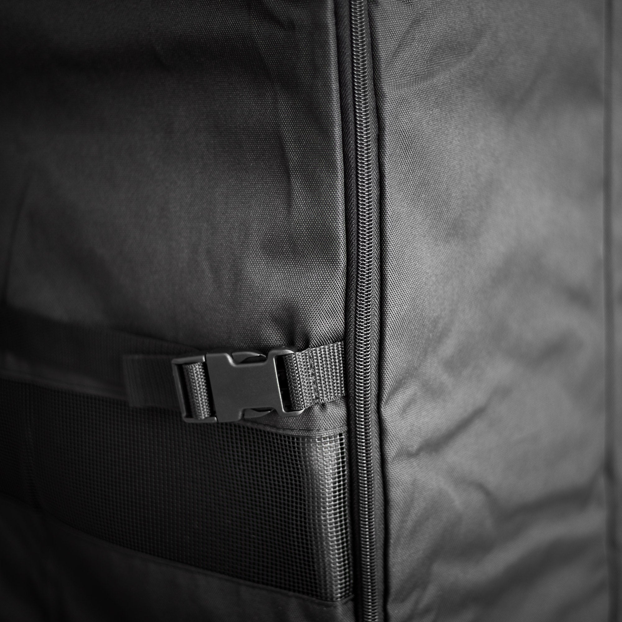 Rösle Abdeckhaube, Videro G4/G4 - S & Pro G4 - S - Grillstar.deRösle Abdeckhaube, Videro G4/G4 - S & Pro G4 - SRösleGrillstar.de255174004293255174