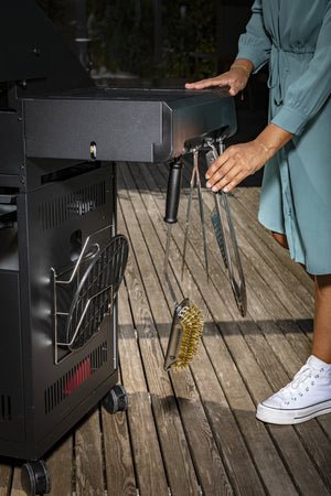 Rösle BBQ Station AllFlame Prime 4 Brenner Gasgrill - 50mBar - Grillstar.deRösle BBQ Station AllFlame Prime 4 Brenner Gasgrill - 50mBarGrillRösleGrillstar.de