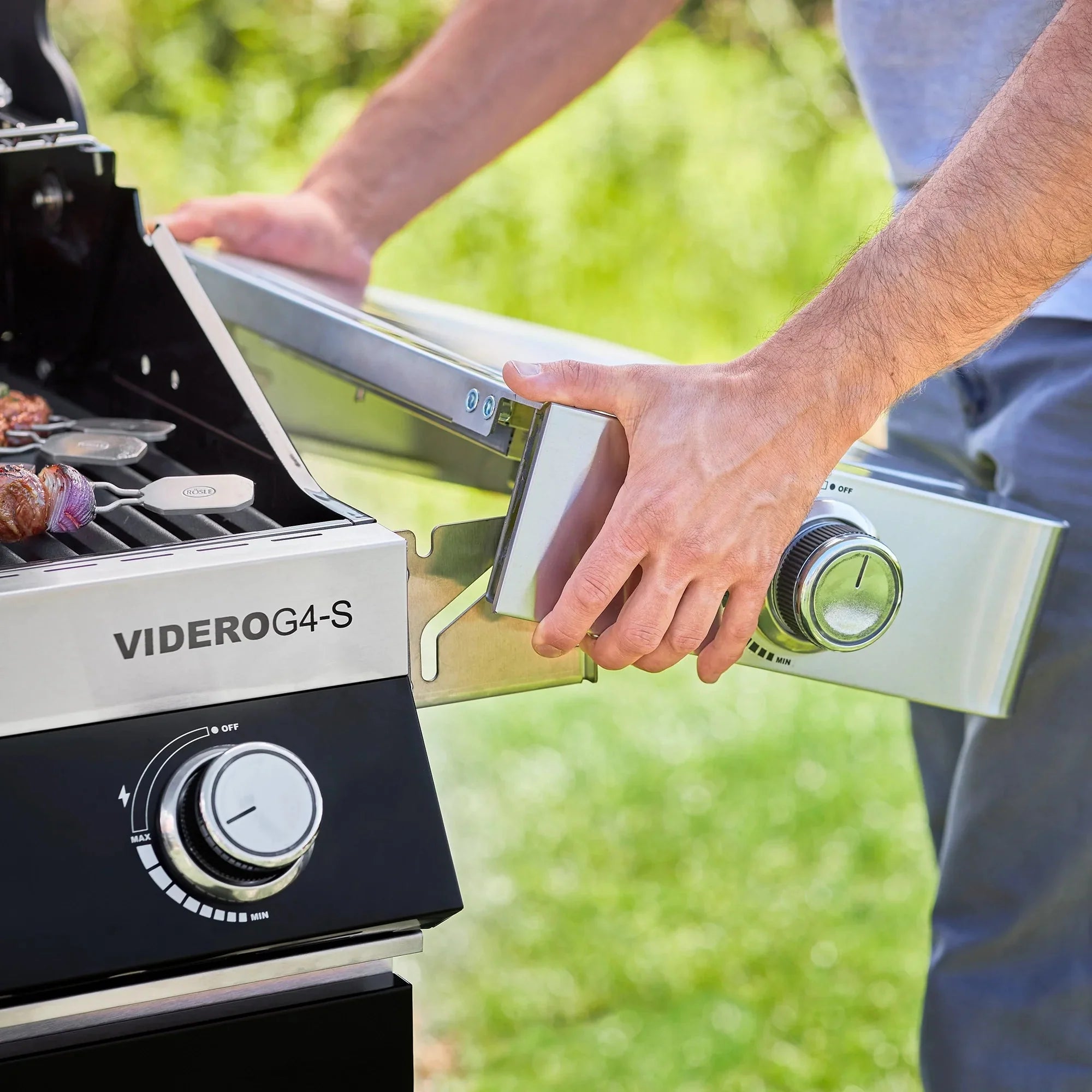 Rösle Videro G4 - S Vario+ 50mbar Schwarz | NEUSTES Modell - Grillstar.deRösle Videro G4 - S Vario+ 50mbar Schwarz | NEUSTES ModellRösleGrillstar.de255244004293255242