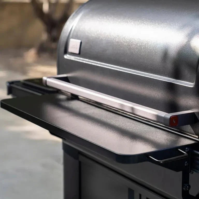 Traeger P.A.L. Pop - And - Lock® klappbare Frontablage XL - Traeger P.A.L. Pop - And - Lock® klappbare Frontablage XLGrillzubehörTraeger