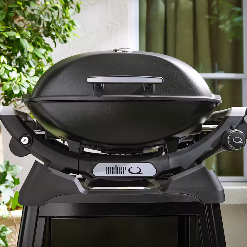 Weber Q2200N Gasgrill mit Rollwagen