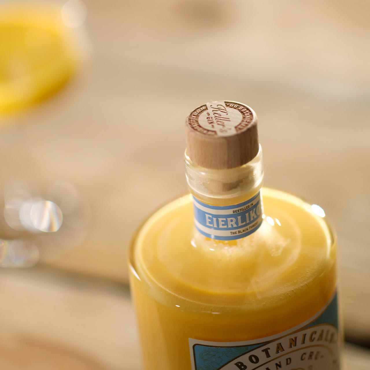 Keller´s Gin Eierlikör 0,5 Liter - Grillstar.deKeller´s Gin Eierlikör 0,5 LiterKellerGrillstar.de4002014260647390179