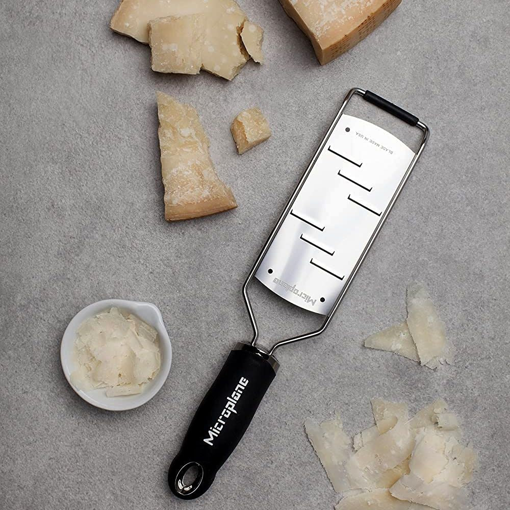 Microplane Große Raspel, Professional Serie - Grillstar.deMicroplane Große Raspel, Professional SerieMicroplaneGrillstar.de38006