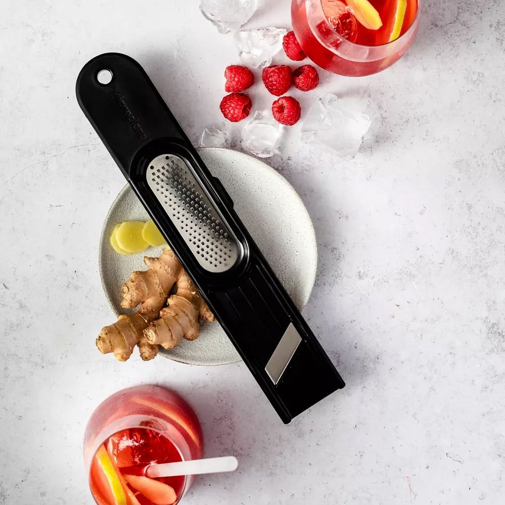 Microplane Ingwer - Reibe, 3in1 Schwarz - Grillstar.deMicroplane Ingwer - Reibe, 3in1 SchwarzMicroplaneGrillstar.de48010