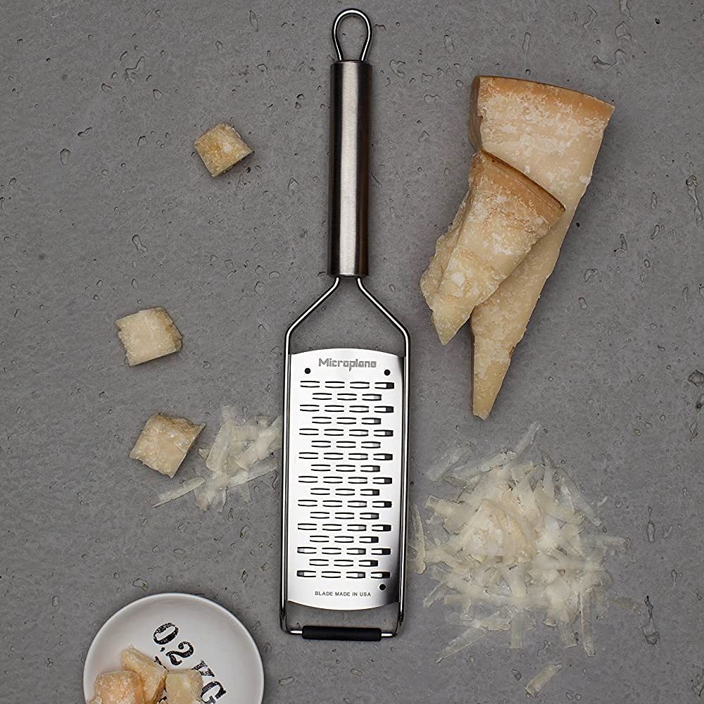 Microplane Mittelgroße Schneide, Professional Serie - Grillstar.deMicroplane Mittelgroße Schneide, Professional SerieMicroplaneGrillstar.de380020098399380025