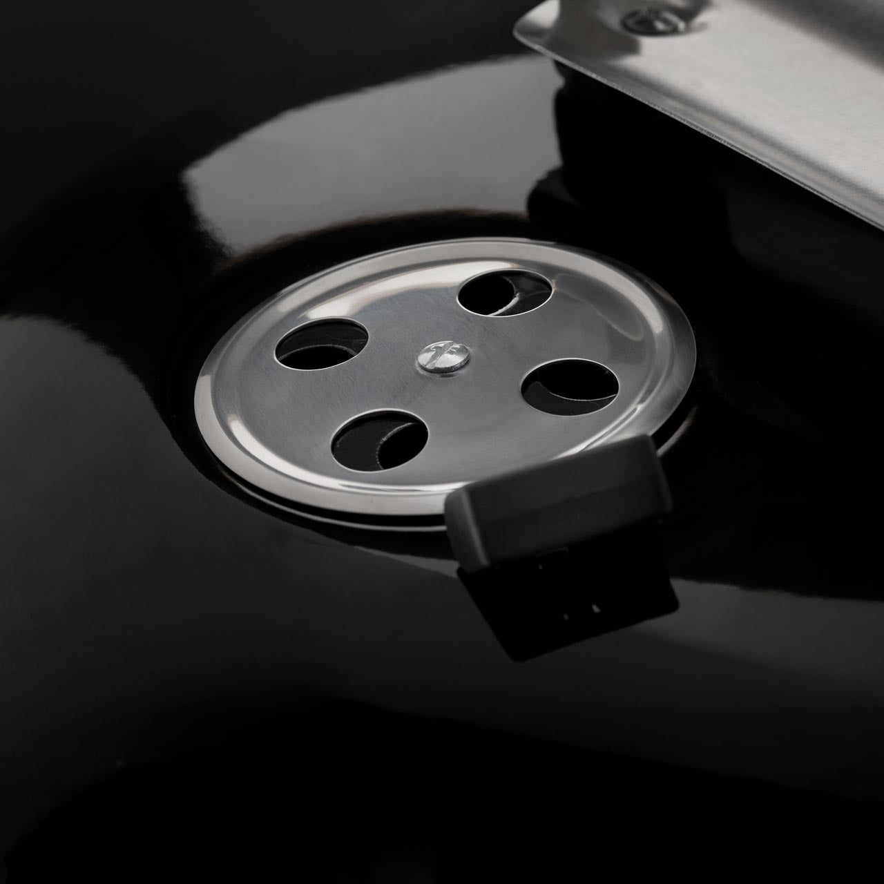 Napoleon Holzkohle Kugelgrill Ø 47cm - Grillstar.deNapoleon Holzkohle Kugelgrill Ø 47cmNapoleonGrillstar.deNK18K - LEG0629162137685