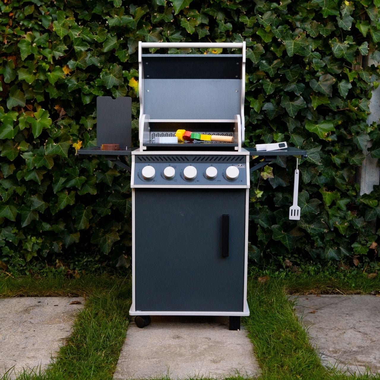 Napoleon Mini BBQ für Kinder - Grillstar.deNapoleon Mini BBQ für KinderNapoleonGrillstar.deMER - KIDSBBQ4007464003536