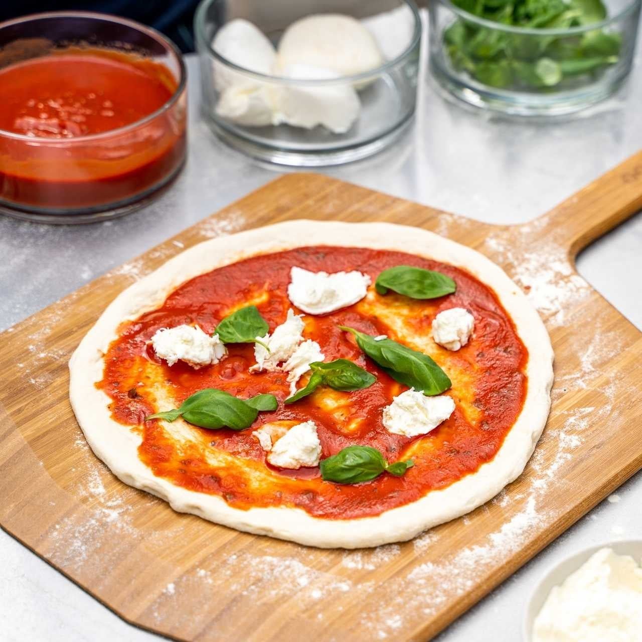 Ooni Pizzaschieber & Servierbrett - 30 cm - Grillstar.deOoni Pizzaschieber & Servierbrett - 30 cmOoniGrillstar.deUU - P082005060568341590