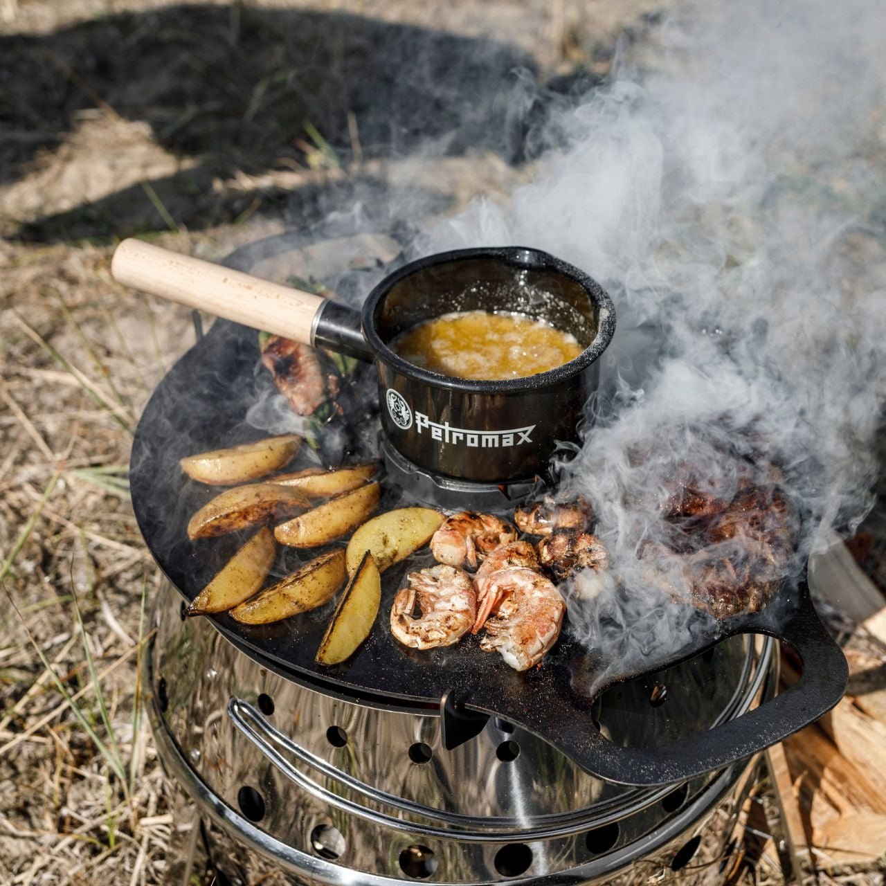 Petromax Kochaufsatz für Atago Grillplatte - Grillstar.dePetromax Kochaufsatz für Atago GrillplattePetromaxGrillstar.deptatago - plate - c4250435700303