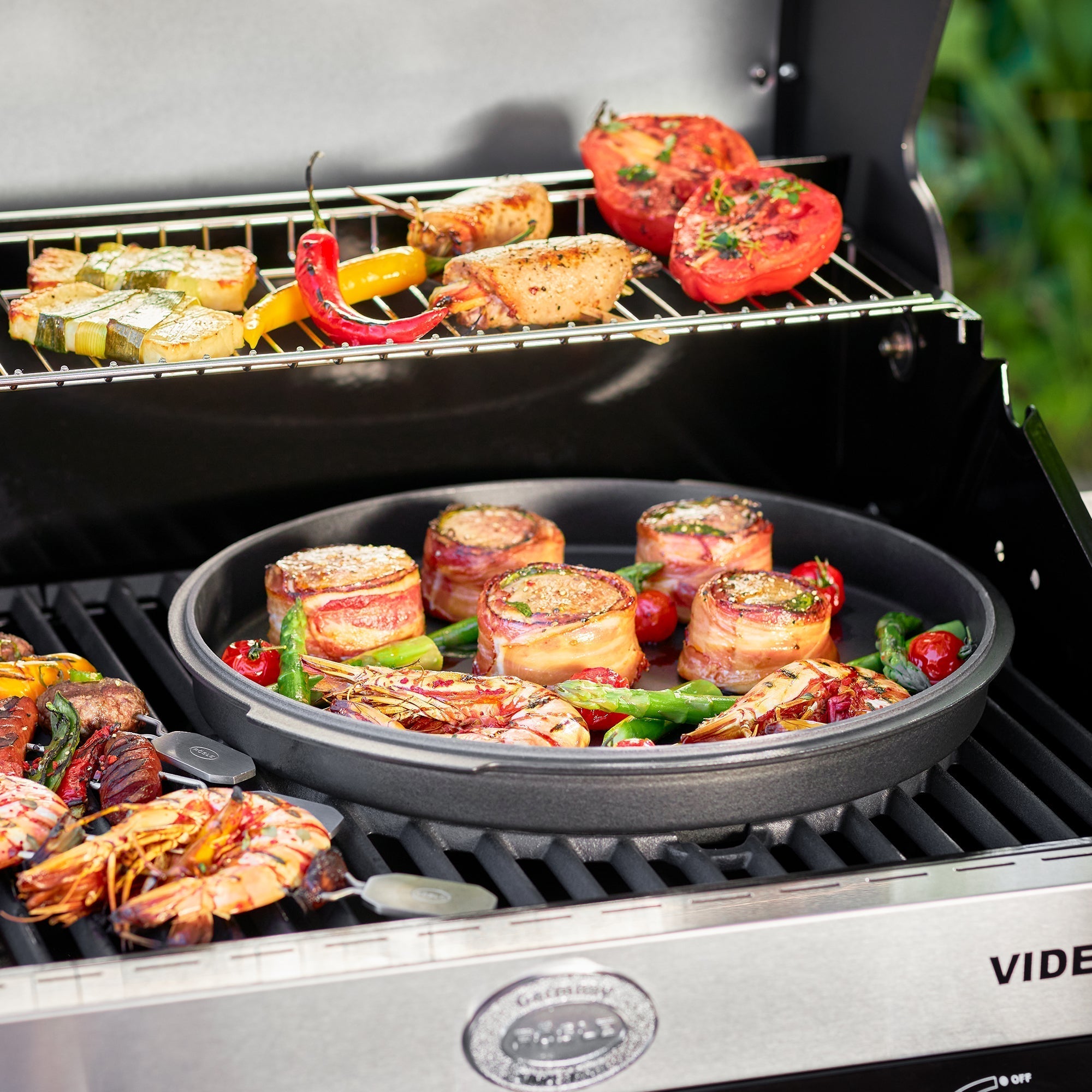 Rösle Gasgrill BBQ - Station VIDERO G6 - S Vario+ schwarz 50 mbar - Grillstar.deRösle Gasgrill BBQ - Station VIDERO G6 - S Vario+ schwarz 50 mbarRösleGrillstar.de255274004293255273