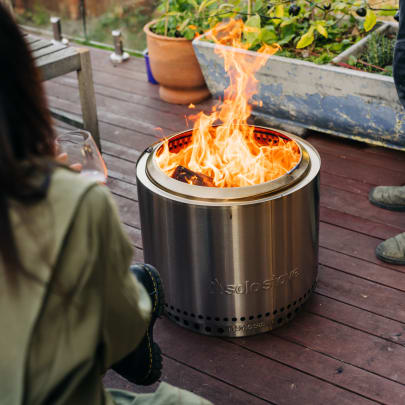 Solo Stove BONFIRE + STAND 2.0 (Rot / Mulberry) - Grillstar.deSolo Stove BONFIRE + STAND 2.0 (Rot / Mulberry)Solo StoveGrillstar.de
